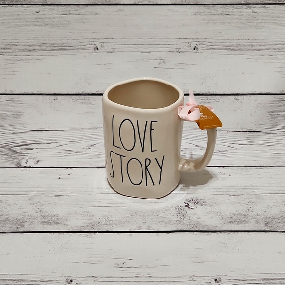 NWT Rae Dunn "Love Story" Princess Belle Mug - Picture 1 of 6